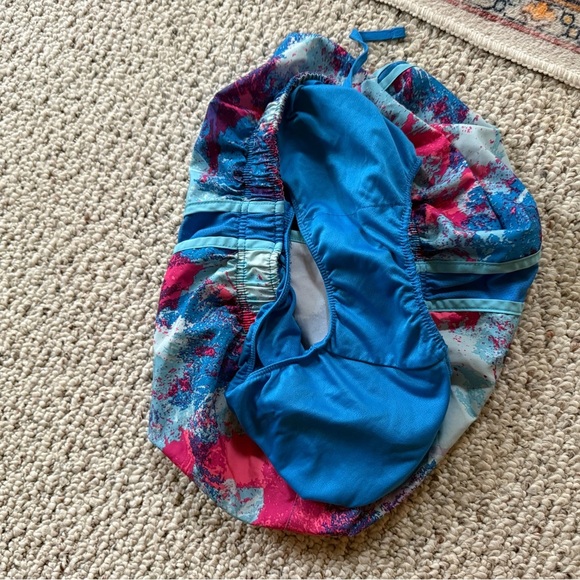 Nike Dri-fit Womens Medium  Running Shorts Colorful Paintball Spots Athletic - Picture 4 of 4